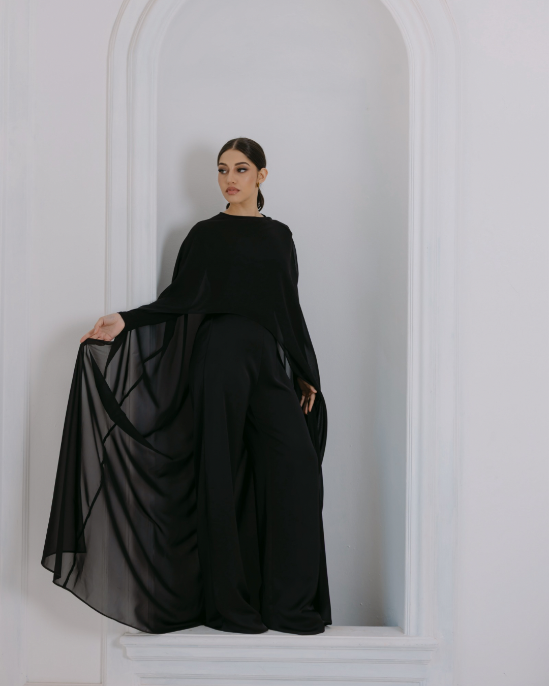 ALLURE CAPE SET