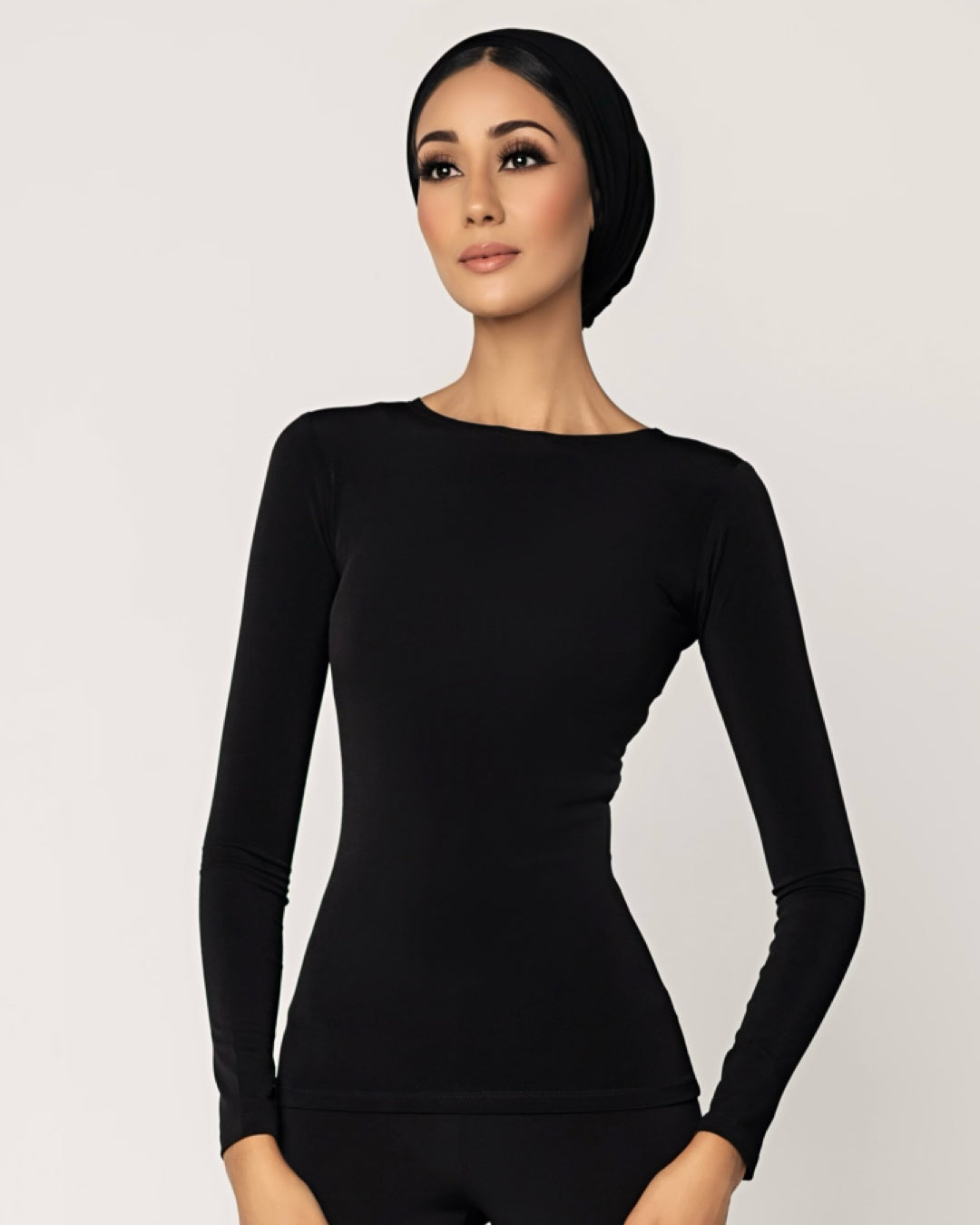 BLACK -Crew Neck Long Sleeve Top