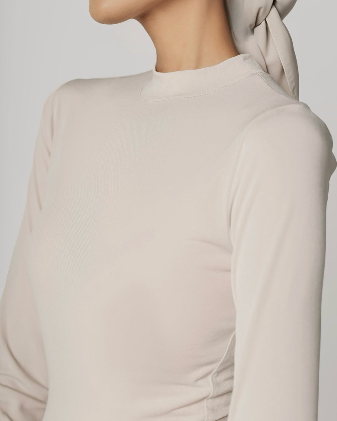 STONE -High Neck Long Sleeve Top