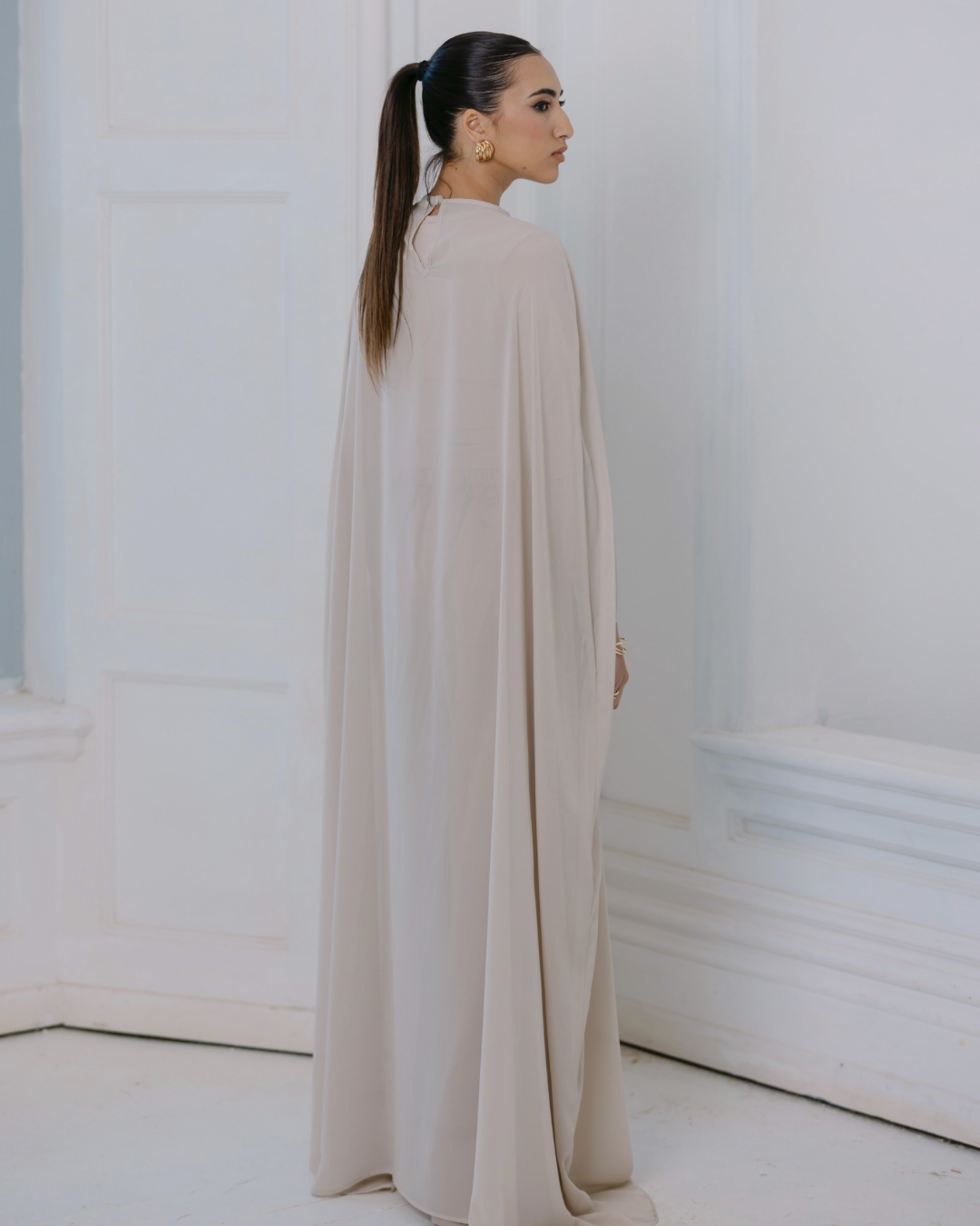 ALLURE CAPE SET