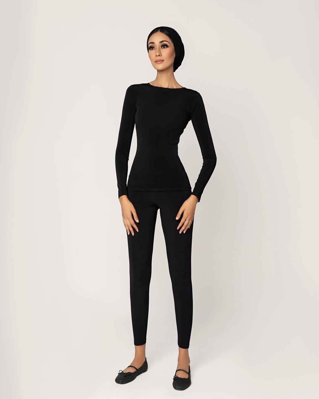 BLACK -Crew Neck Long Sleeve Top