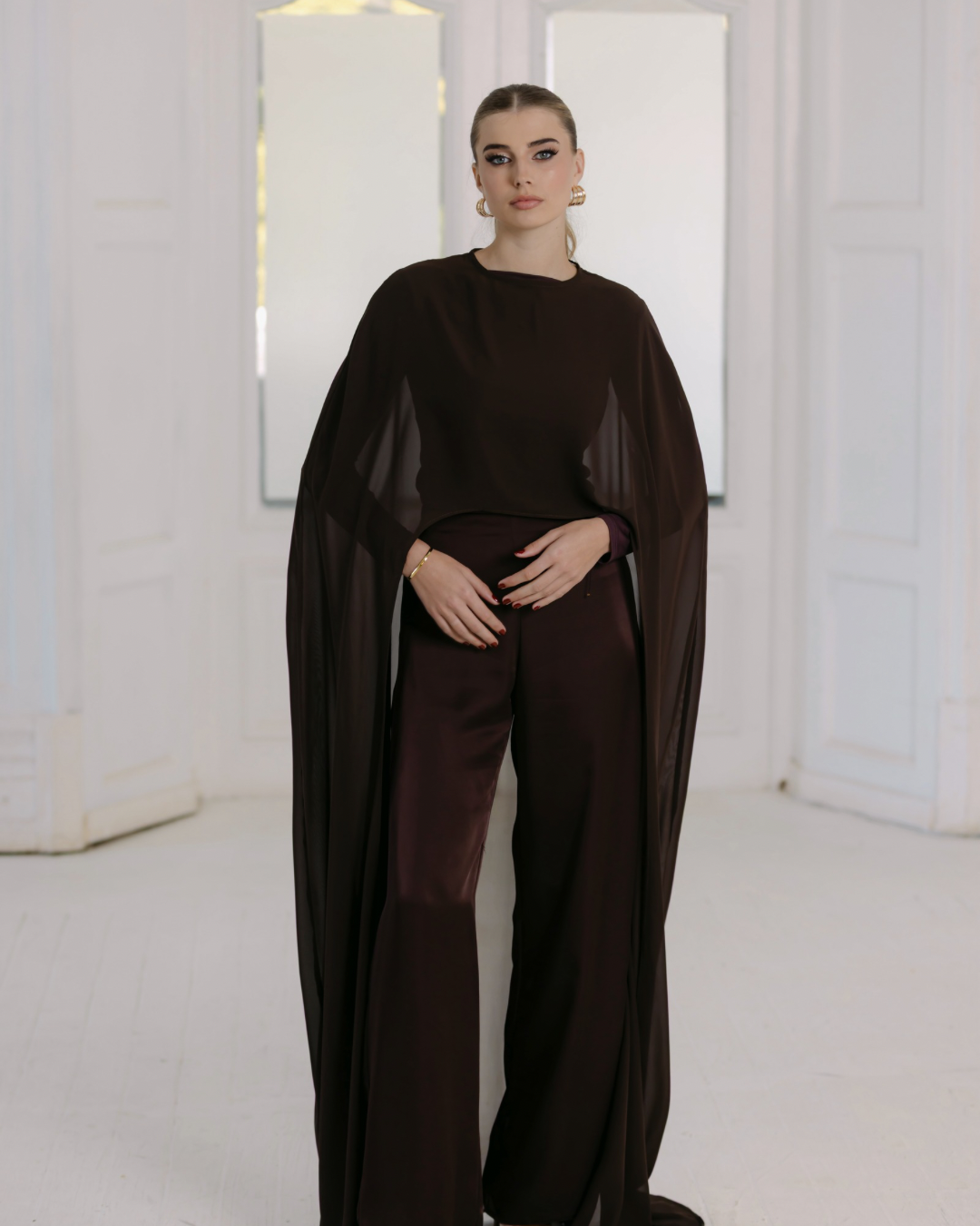 ALLURE CAPE SET