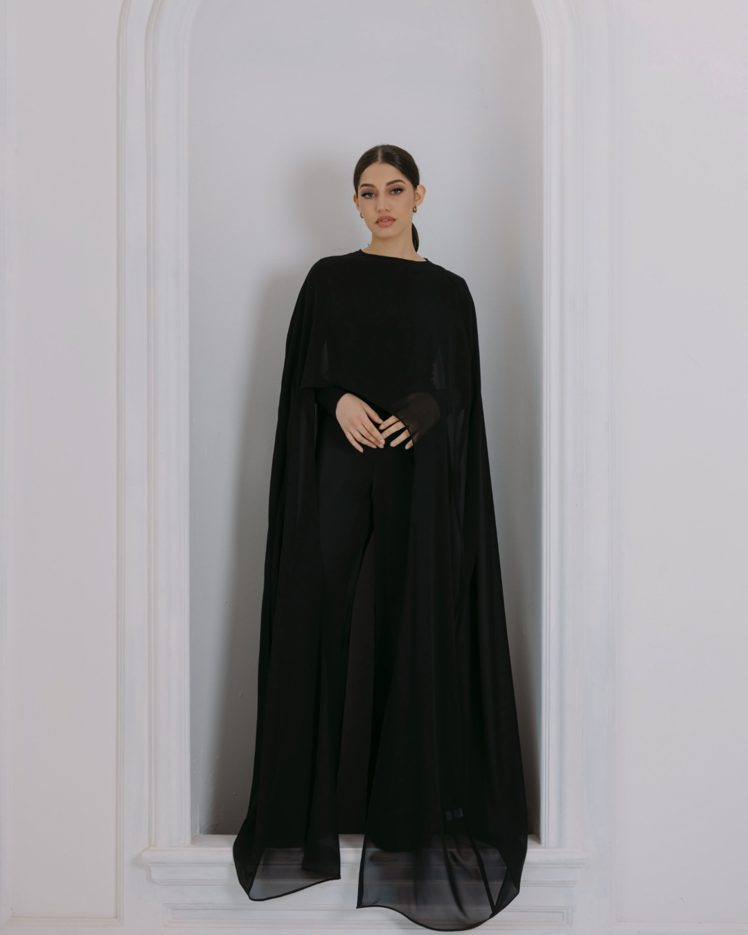 ALLURE CAPE SET