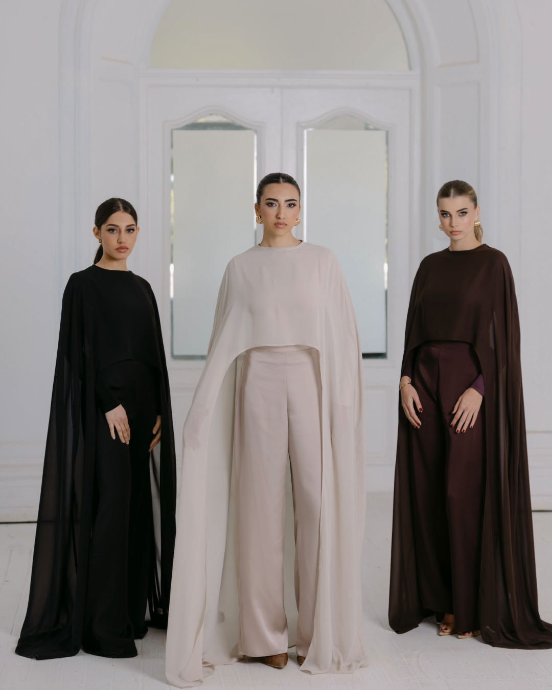 ALLURE CAPE SET
