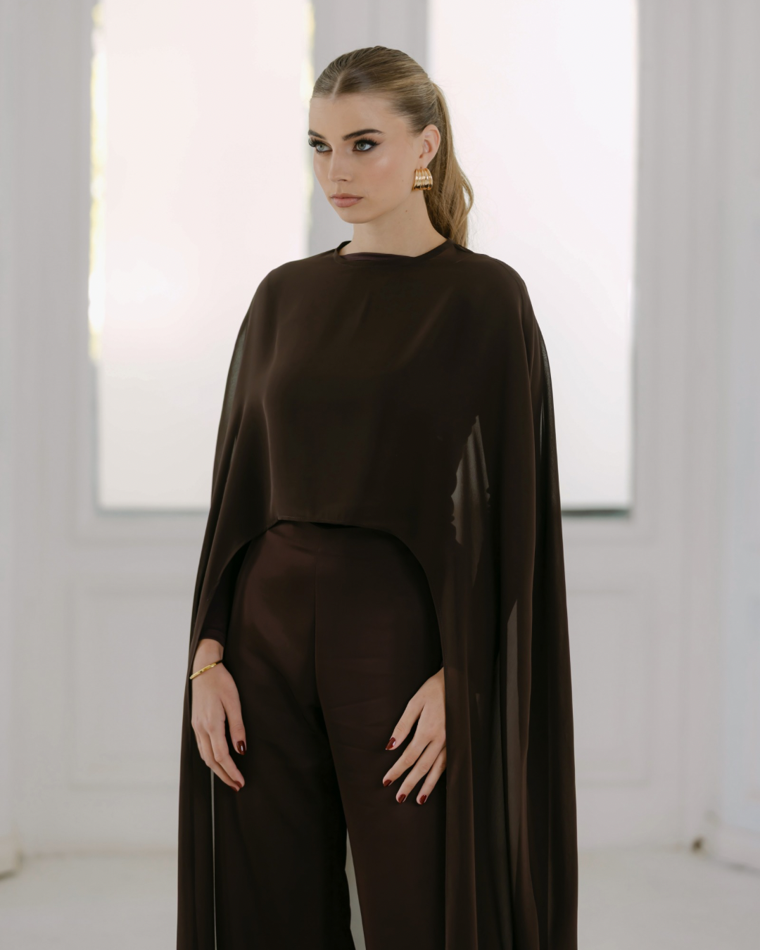 ALLURE CAPE SET