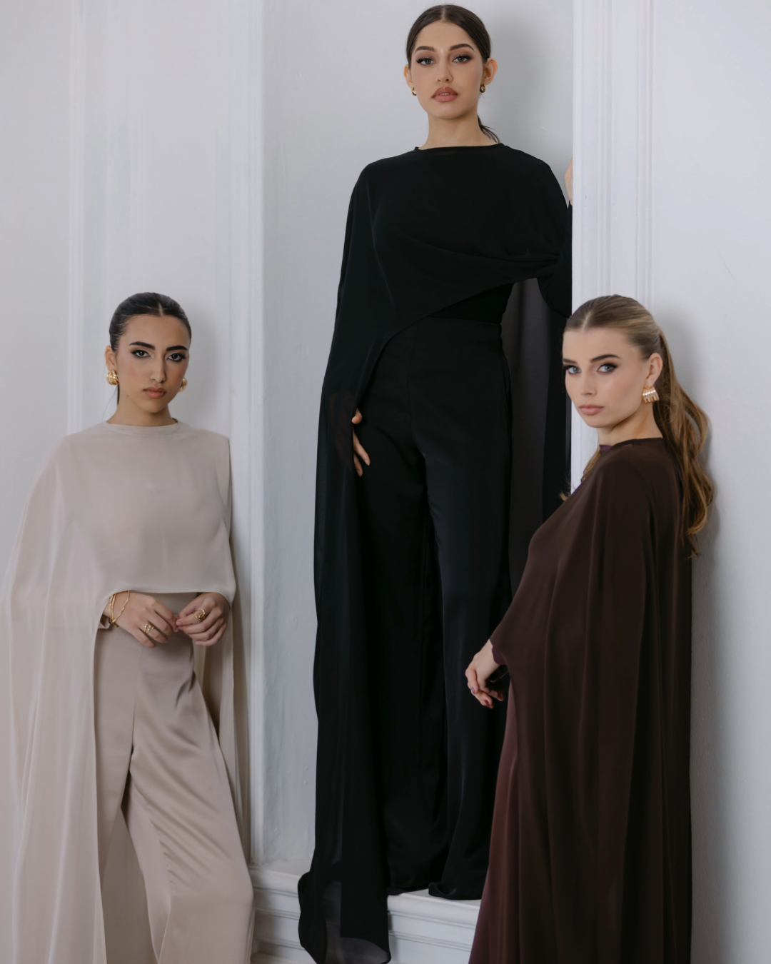 ALLURE CAPE SET