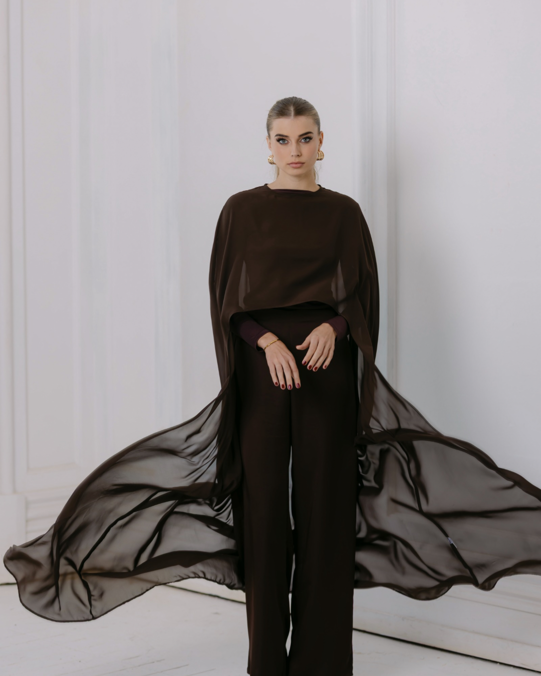 ALLURE CAPE SET